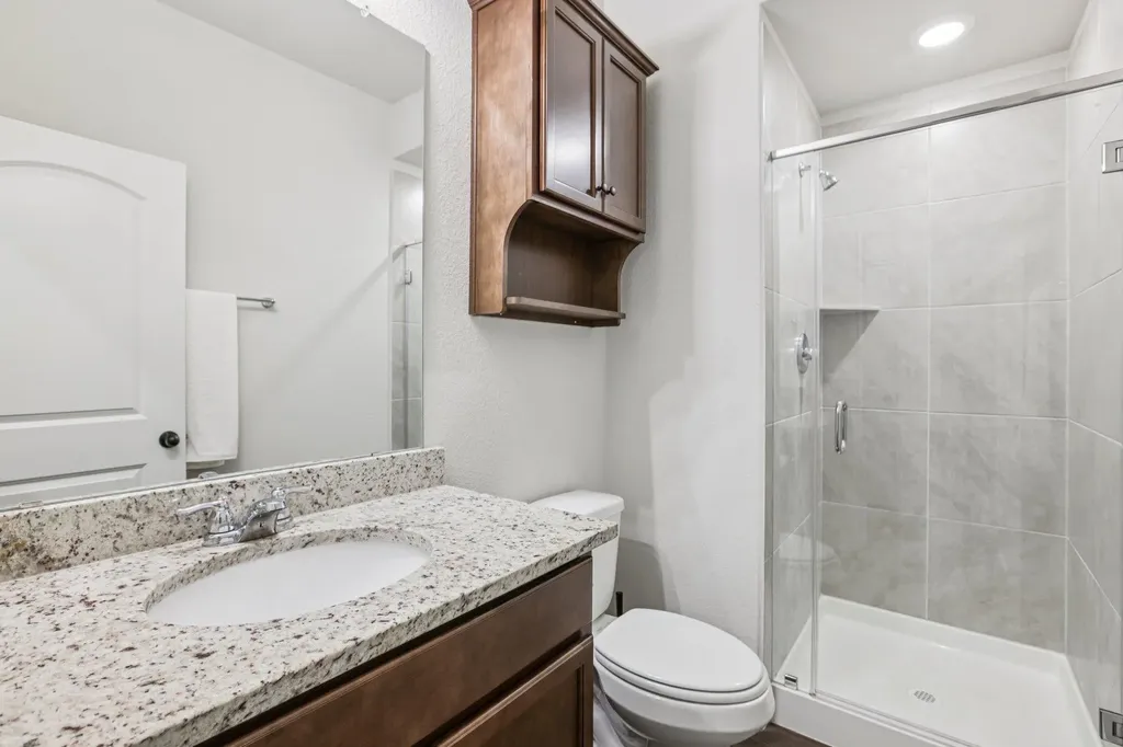 204 Swinging H Lane Georgetown TX 78633