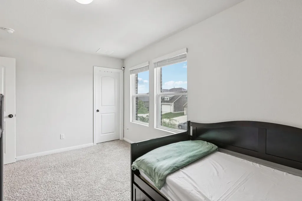 204 Swinging H Lane Georgetown TX 78633