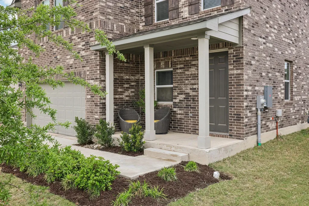 204 Swinging H Lane Georgetown TX 78633