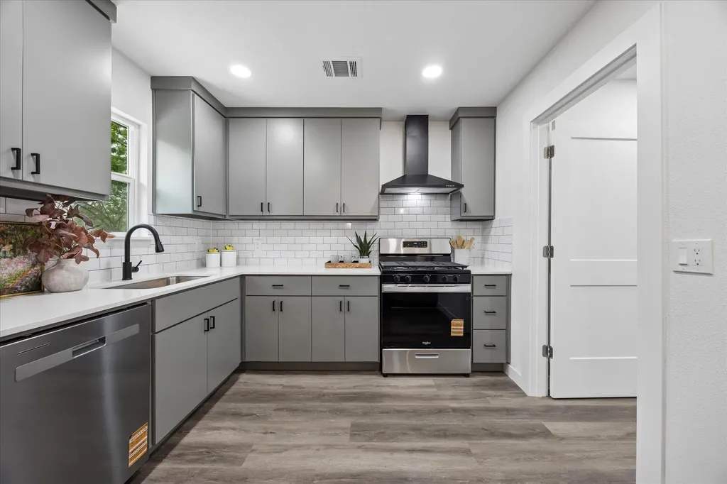 2103 Fordham Cove Austin TX 78723