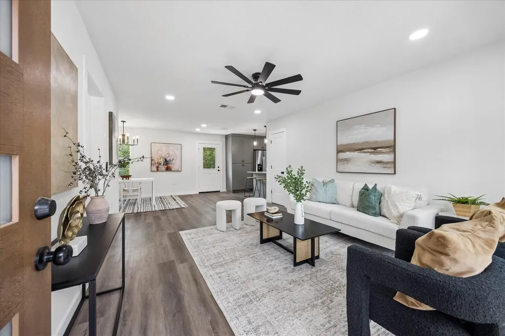 2103 Fordham Cove Austin TX 78723