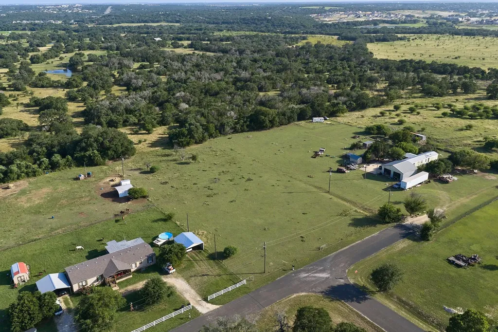 132 Antelope Pass Liberty Hill TX 78642