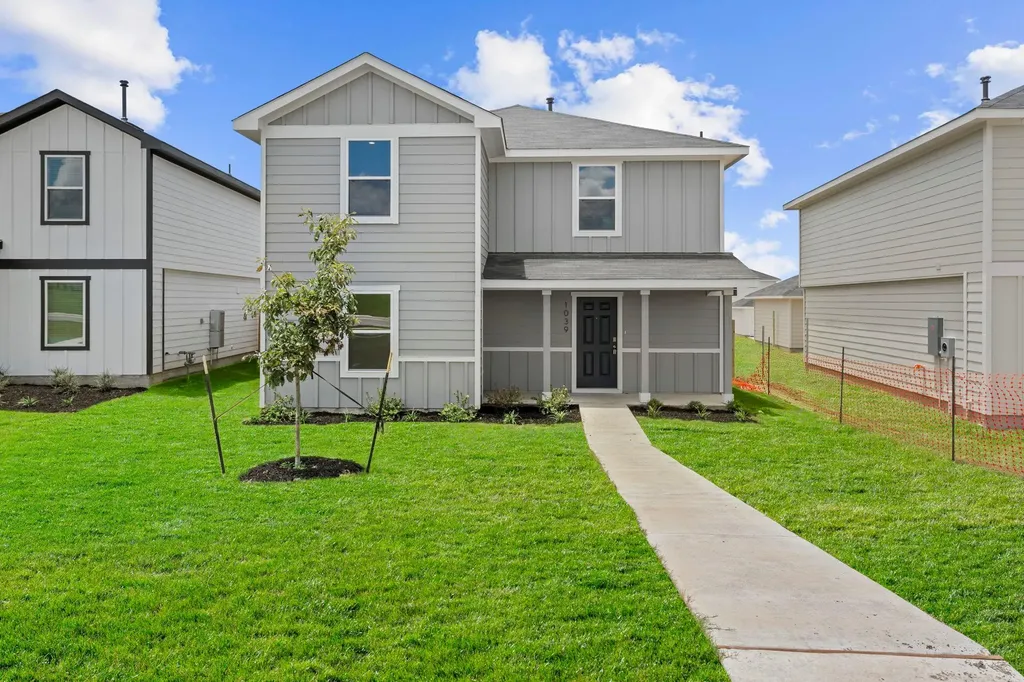 1039 Phantom Hill Boulevard Buda TX 78610
