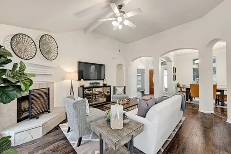 7 Muirfield Greens Cove Lakeway TX 78738