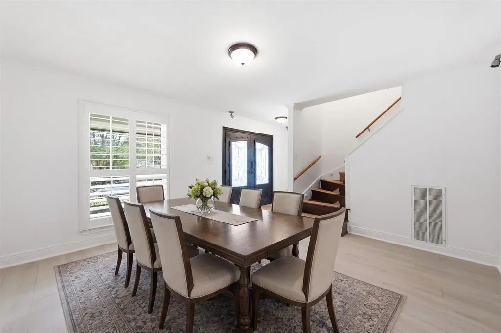 3409 Lakeside Drive Austin TX 78723