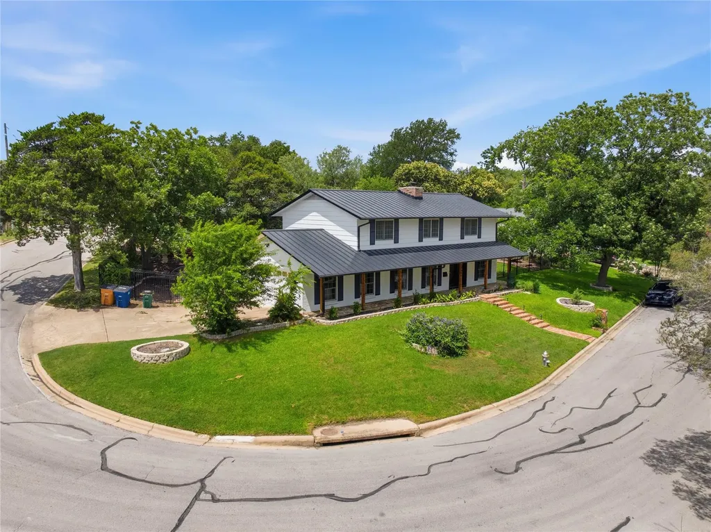3409 Lakeside Drive Austin TX 78723