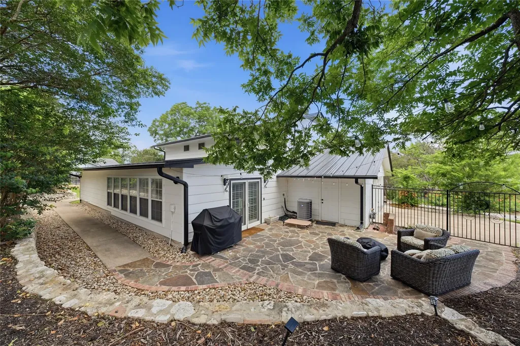 3409 Lakeside Drive Austin TX 78723