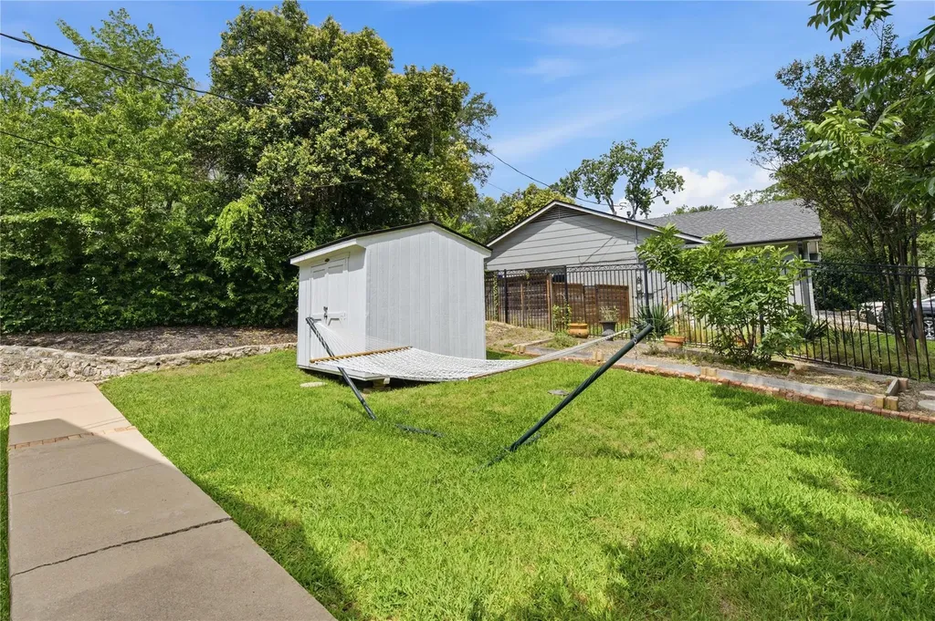 3409 Lakeside Drive Austin TX 78723