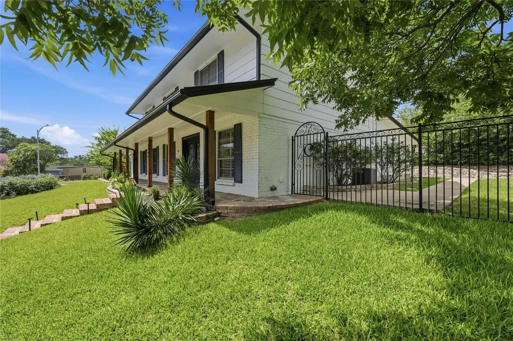 3409 Lakeside Drive Austin TX 78723