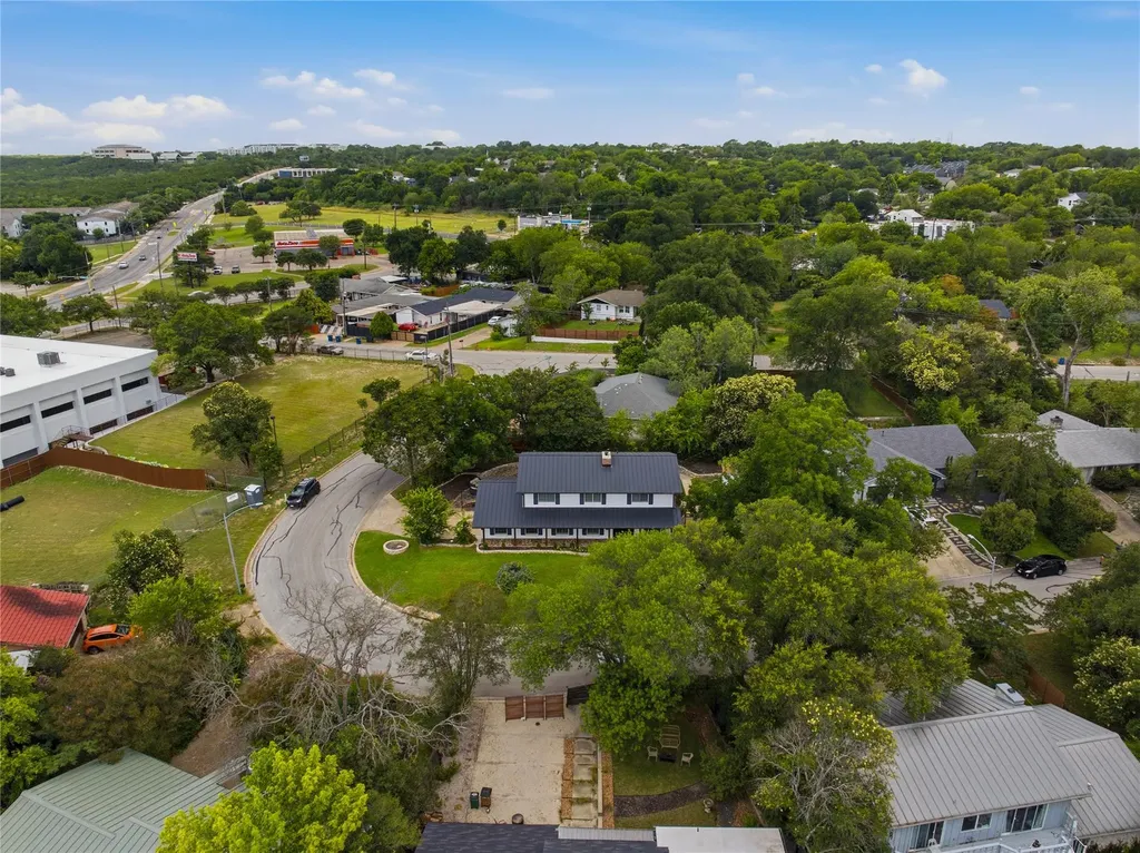 3409 Lakeside Drive Austin TX 78723