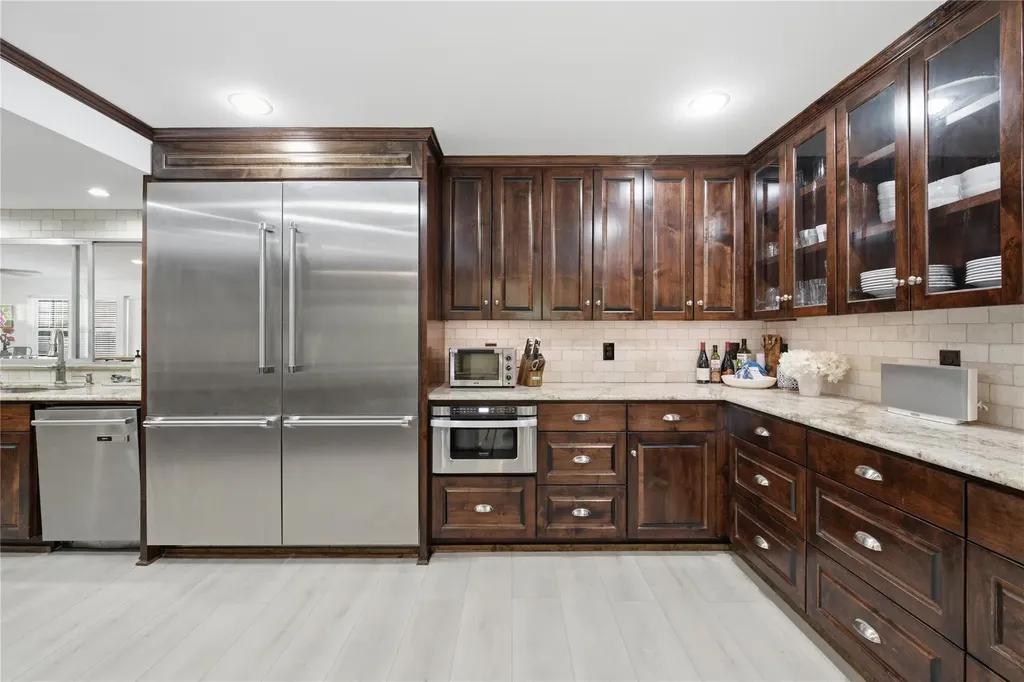 3409 Lakeside Drive Austin TX 78723