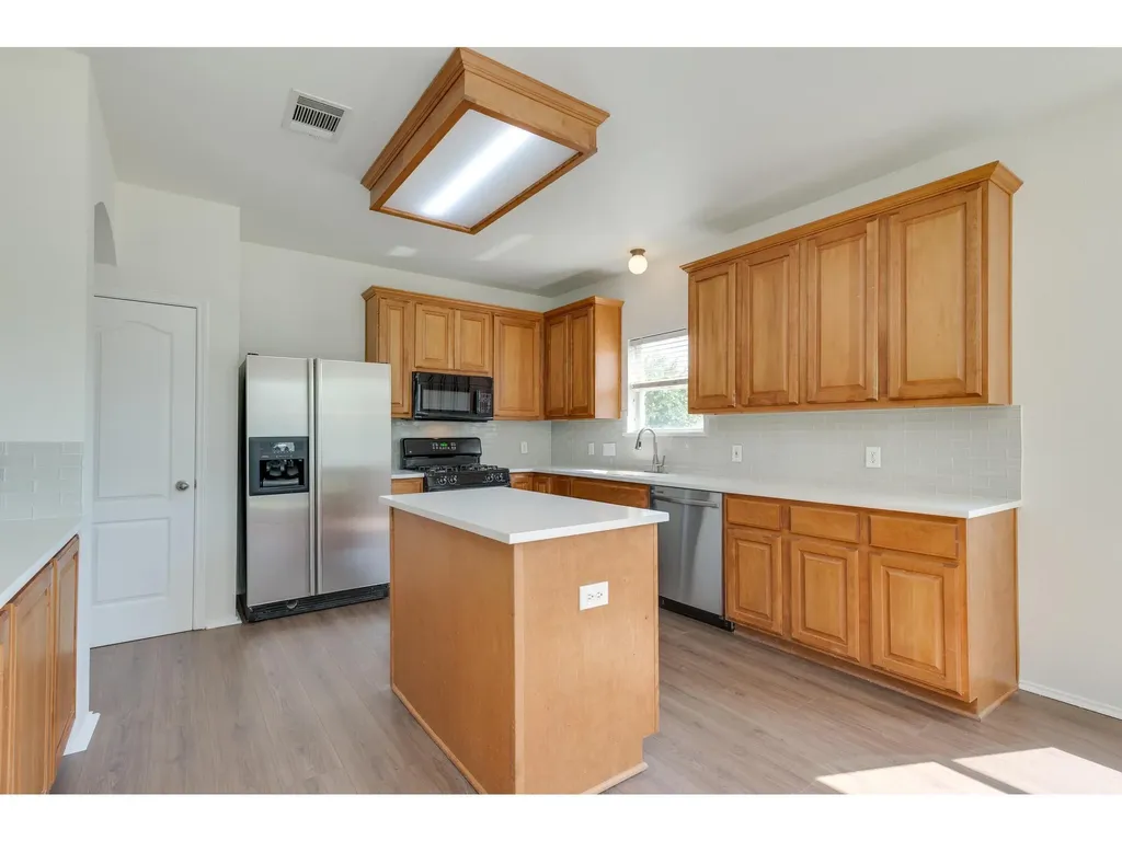 2700 Mission Tejas Drive Pflugerville TX 78660