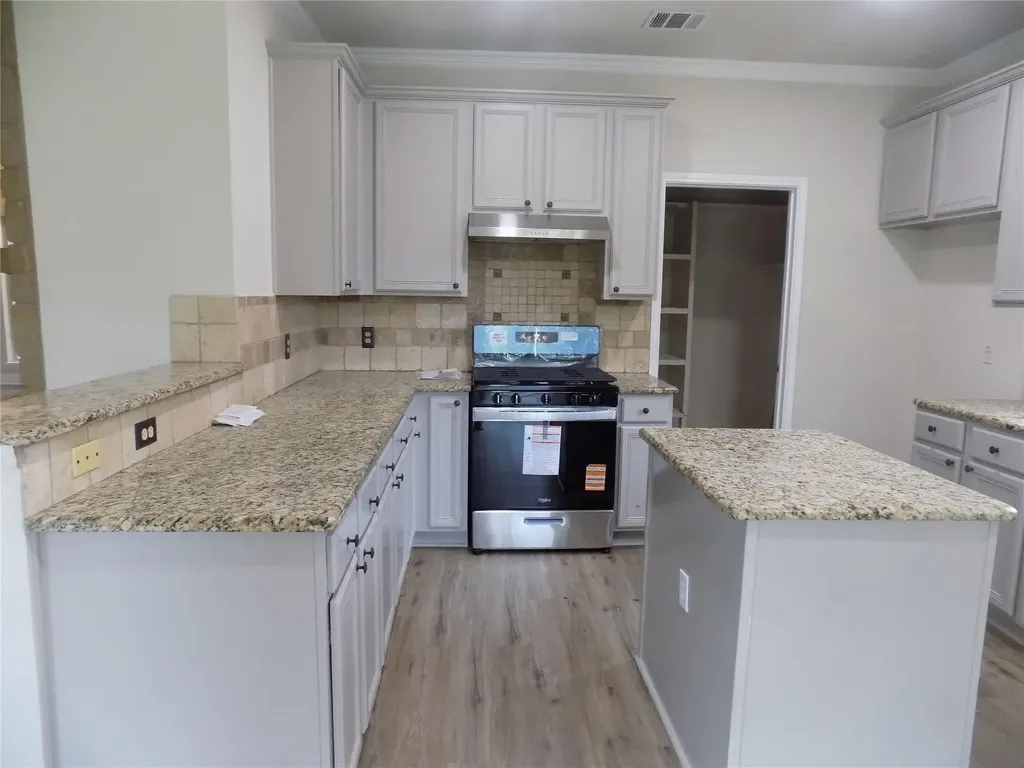 301 Thunderbay Drive Georgetown TX 78626