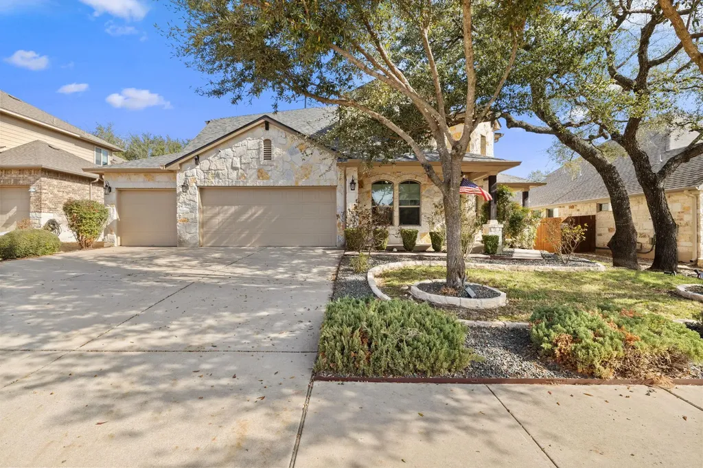 208 Arrezo Lane Georgetown TX 78628