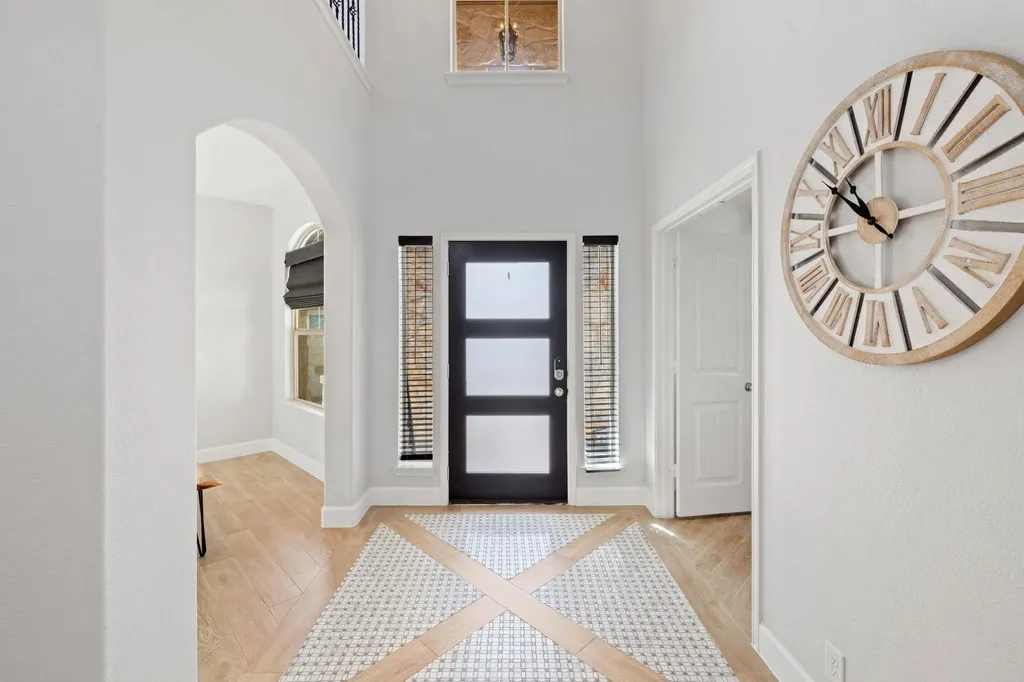 208 Arrezo Lane Georgetown TX 78628