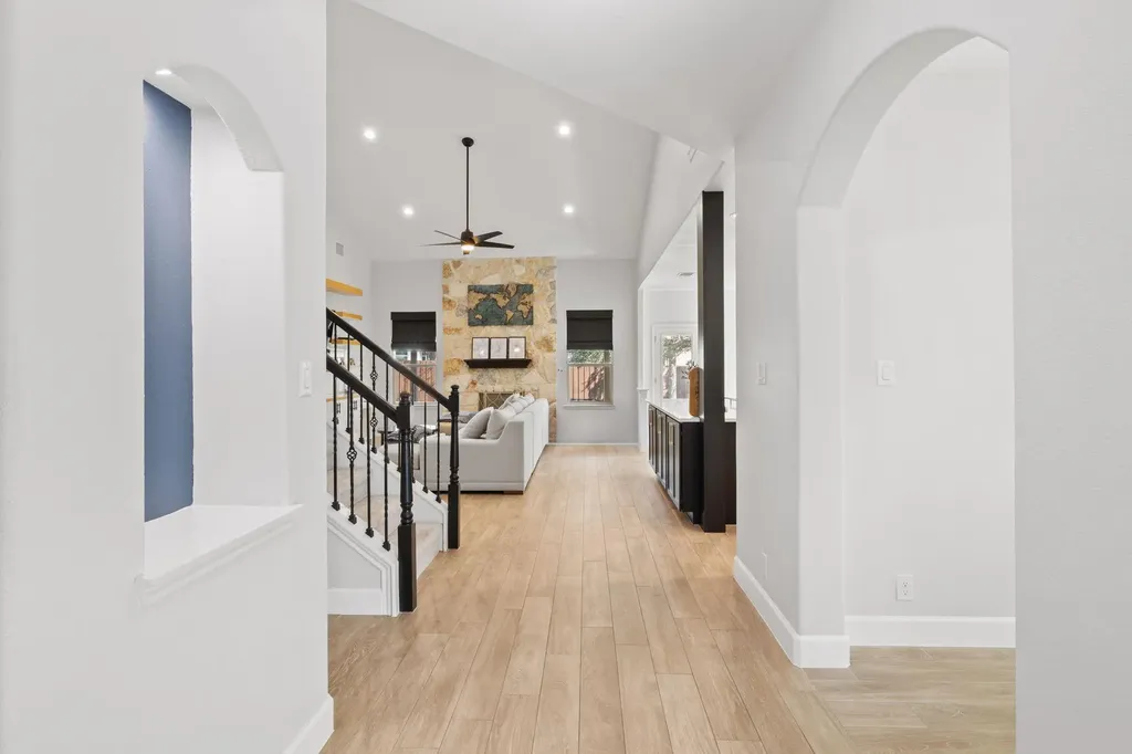 208 Arrezo Lane Georgetown TX 78628