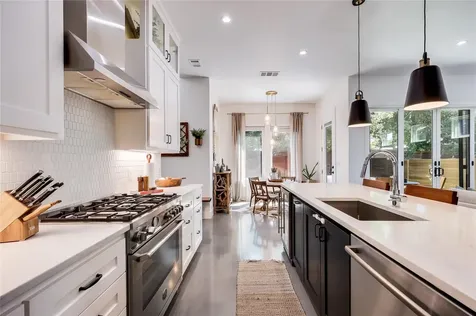 2111 Greenwood Avenue Austin TX 78723