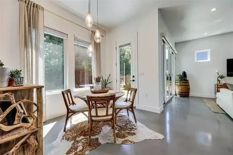 2111 Greenwood Avenue Austin TX 78723