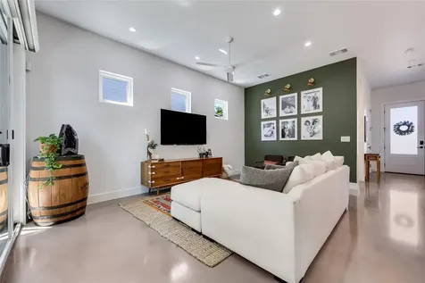 2111 Greenwood Avenue Austin TX 78723