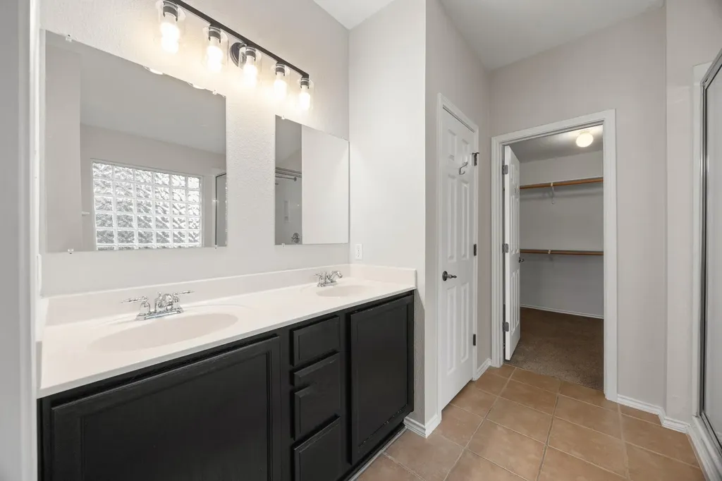 11729 Springs Head Loop Austin TX 78717