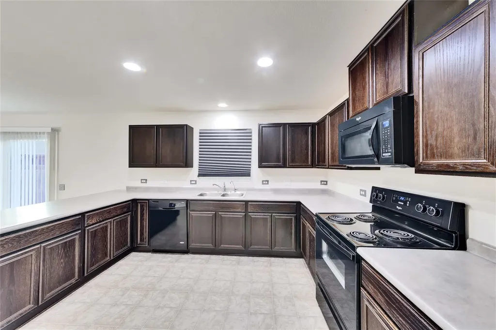 9004 Bird Brook Lane Austin TX 78747