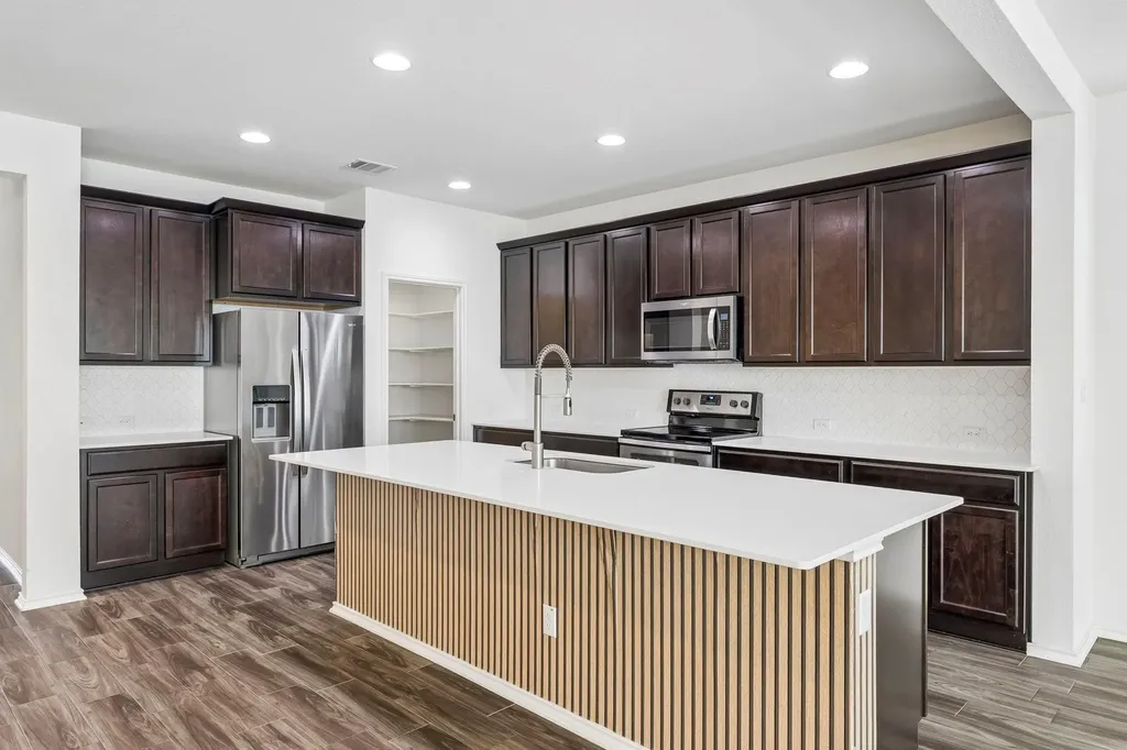 1432 Morning View Road Georgetown TX 78628
