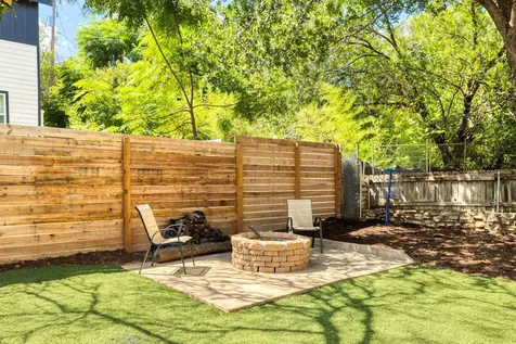 11004 Elm Street Jonestown TX 78645