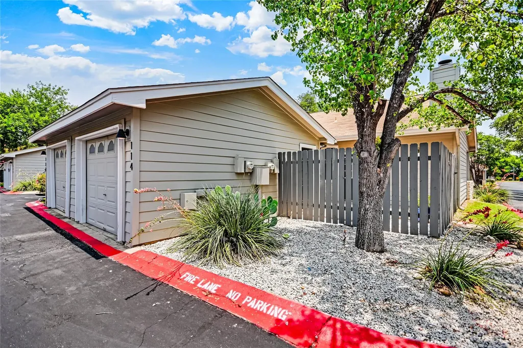 6501 Brush Country Road Austin TX 78749