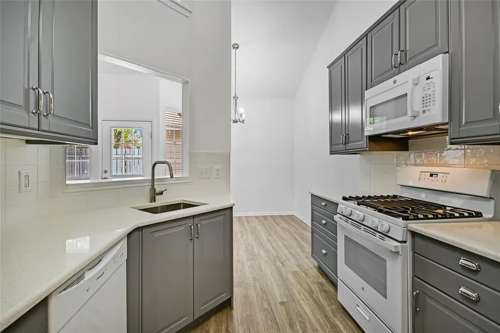 6501 Brush Country Road Austin TX 78749
