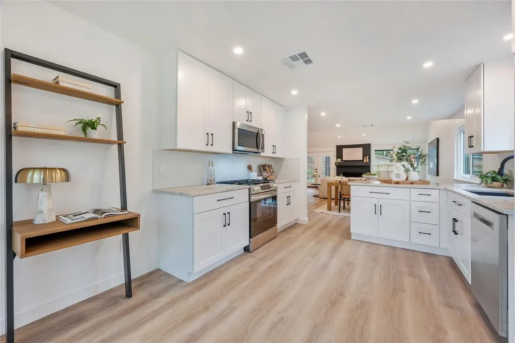 3507 Lovage Drive Austin TX 78727