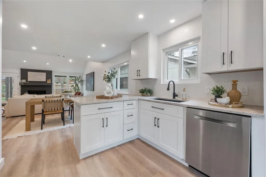 3507 Lovage Drive Austin TX 78727