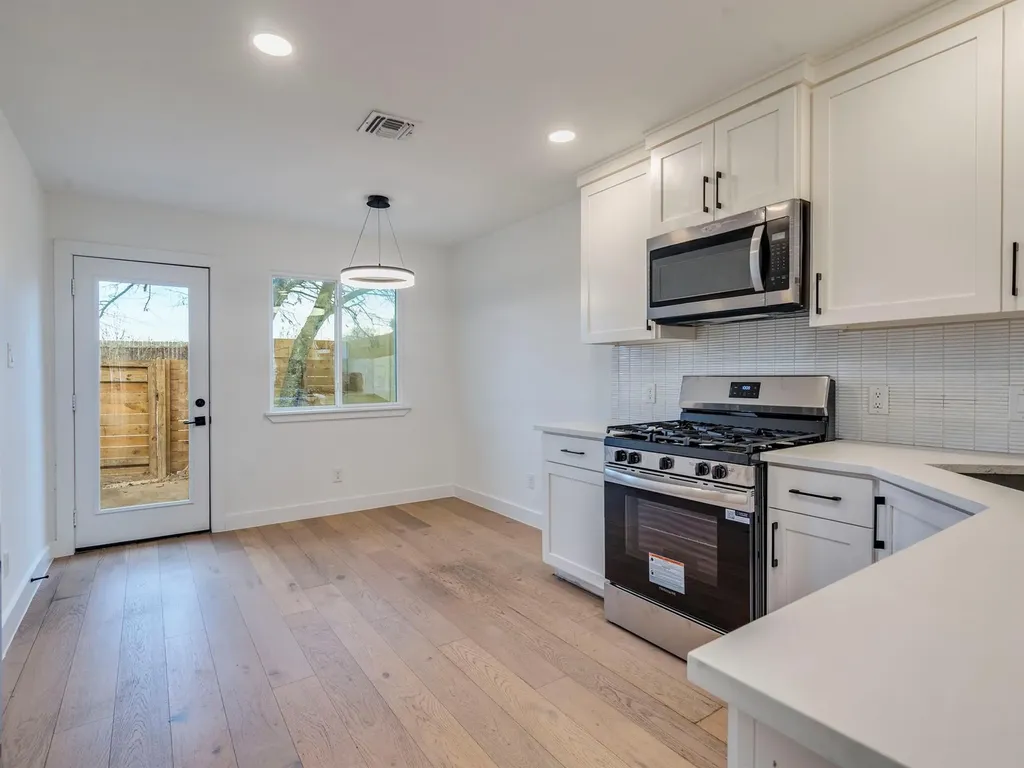 10506 Little Pebble Drive Austin TX 78758
