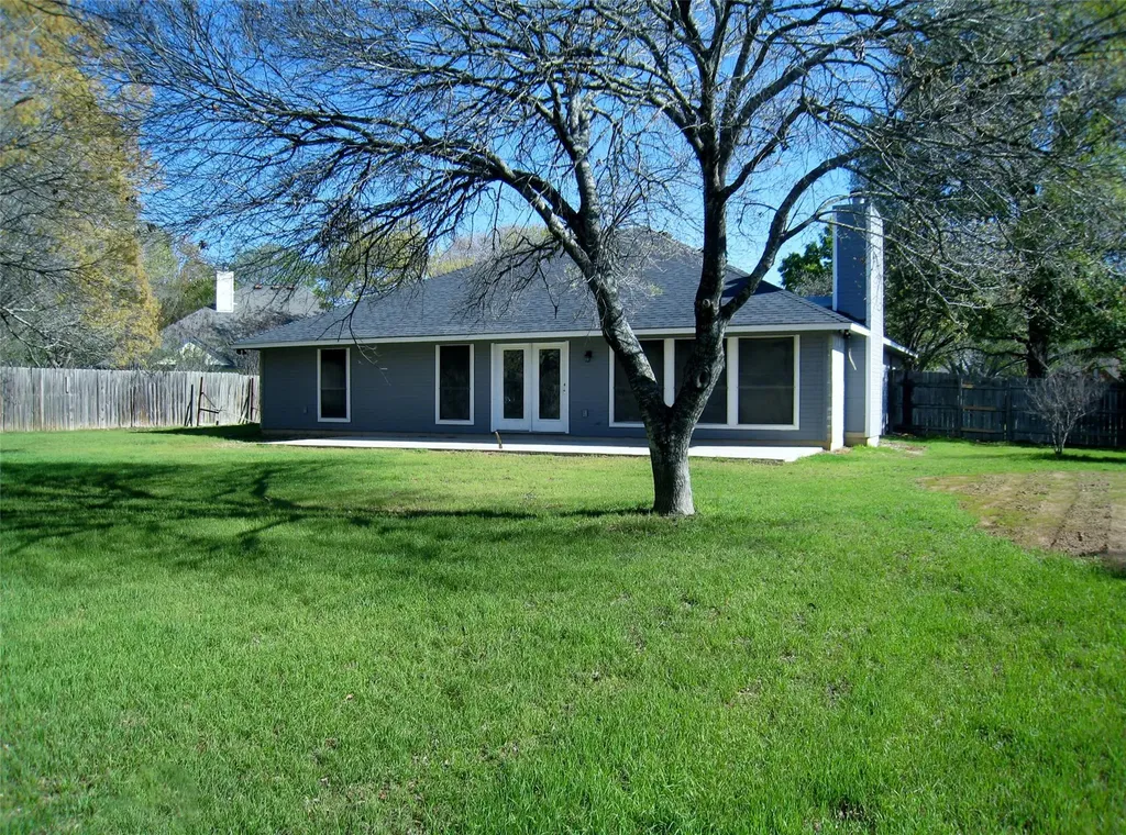 1010 Magnolia Cove Buda TX 78610
