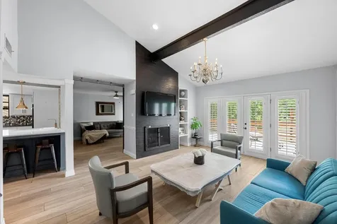 6110 Gardenridge Hollow Austin TX 78750