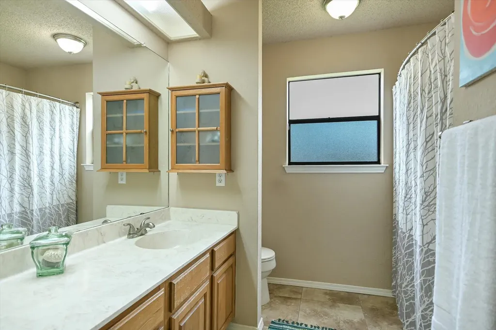 8105 Washita Drive Austin TX 78749