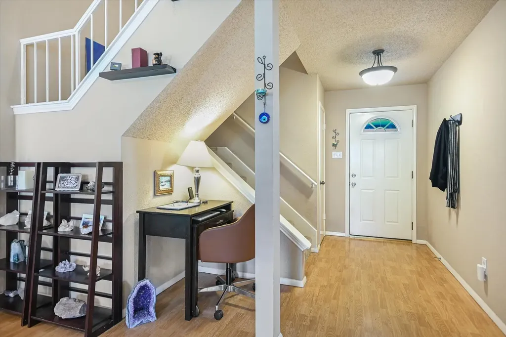 8105 Washita Drive Austin TX 78749
