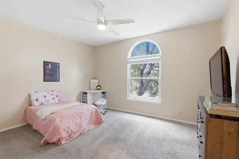 917 Woodhollow Lane Cedar Park TX 78613