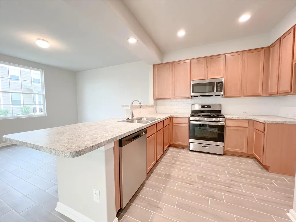 676 Ferrule Drive Kyle TX 78640