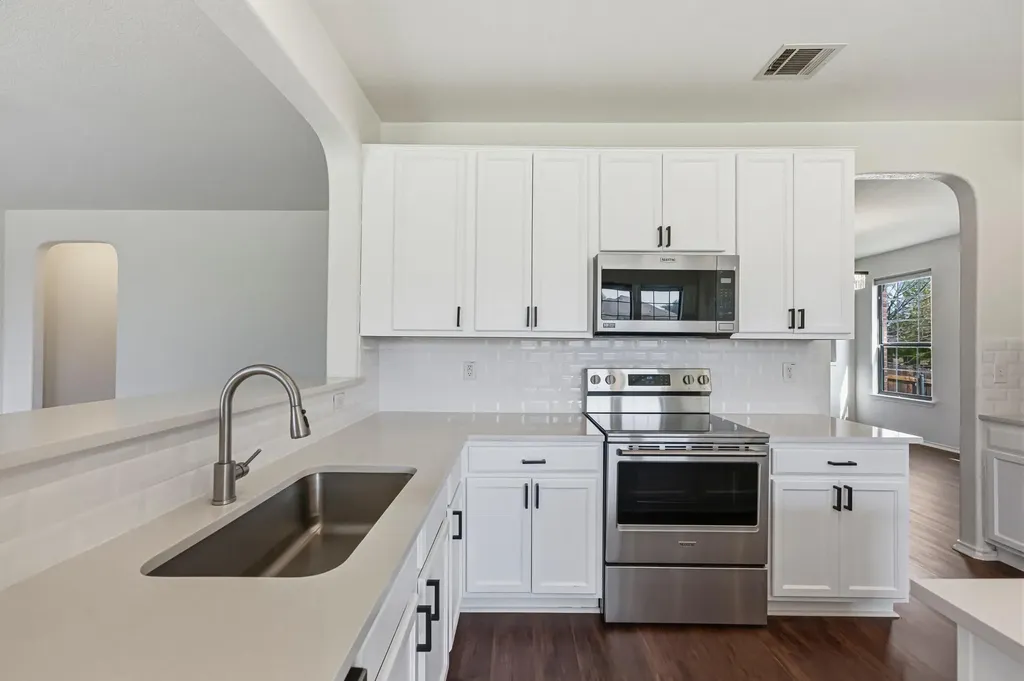 380 Apricot Drive Kyle TX 78640