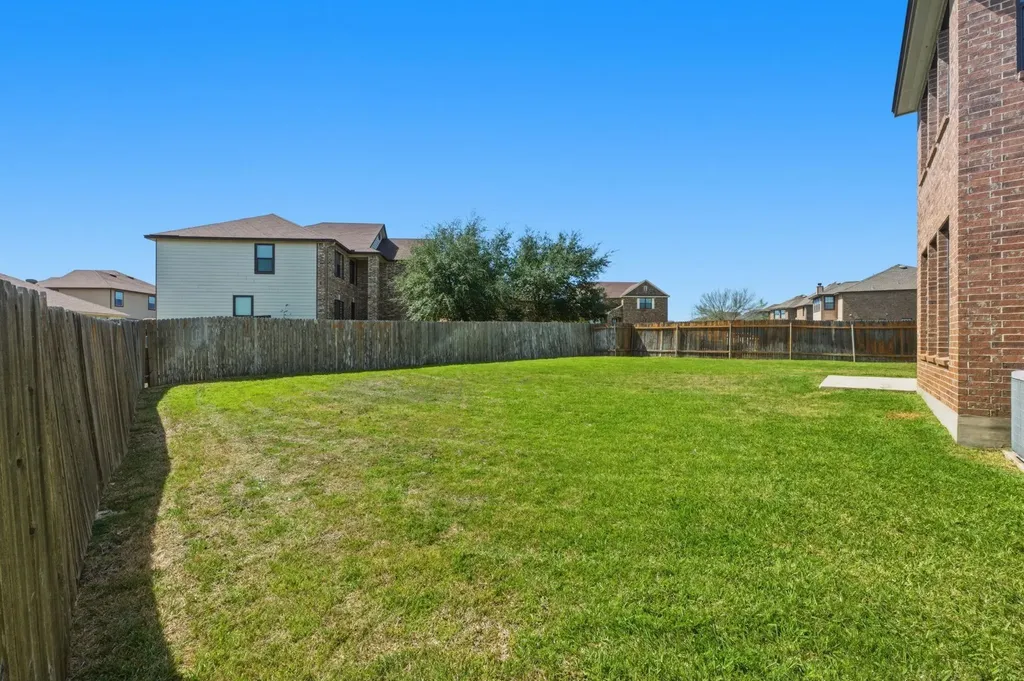 380 Apricot Drive Kyle TX 78640