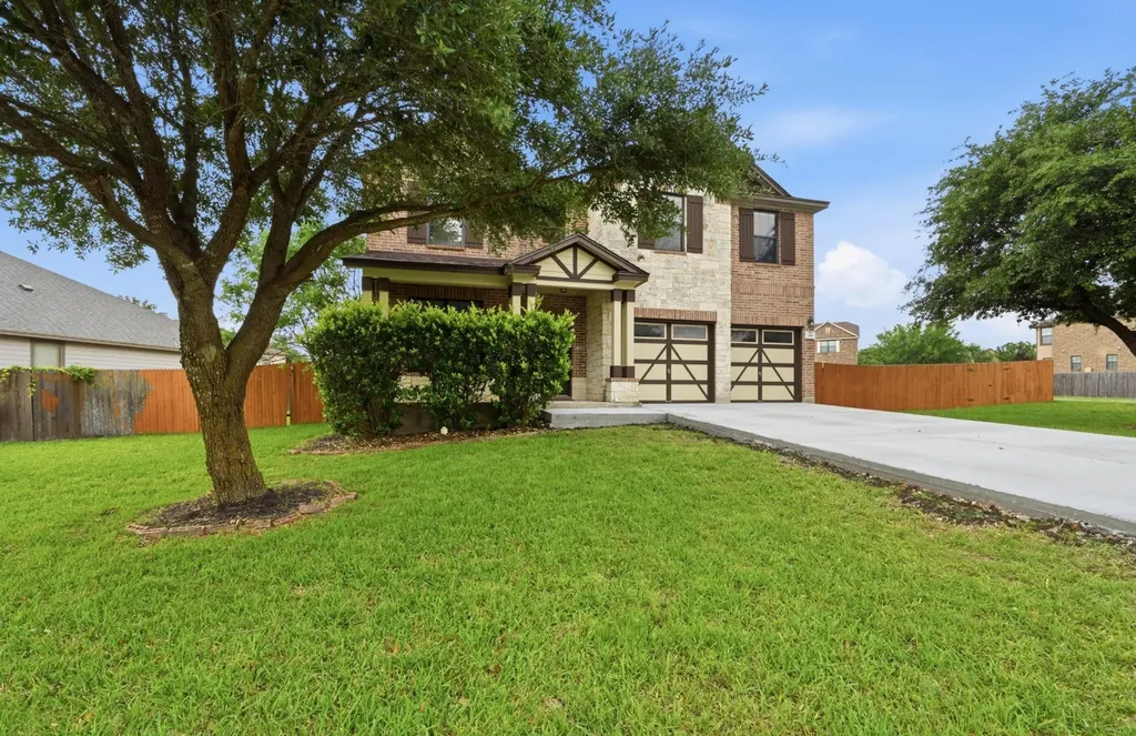 380 Apricot Drive Kyle TX 78640