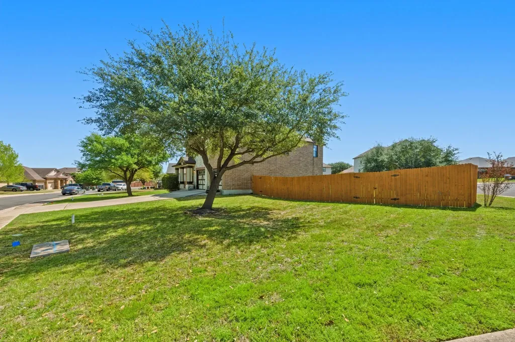 380 Apricot Drive Kyle TX 78640