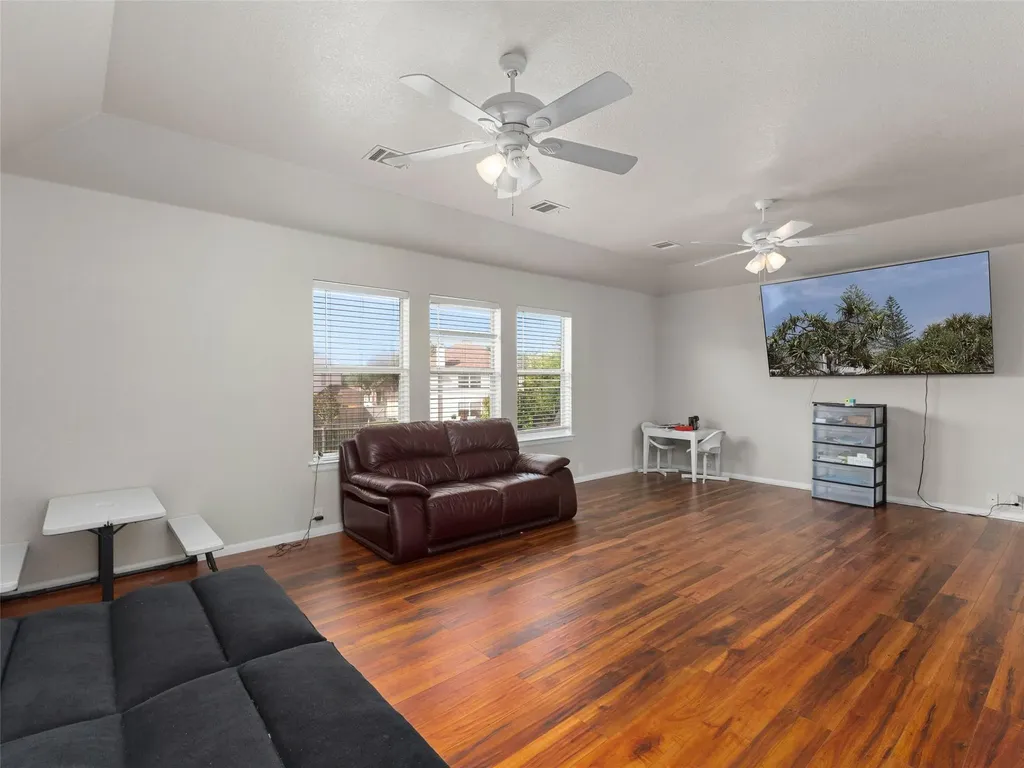 348 King Elder Lane Leander TX 78641