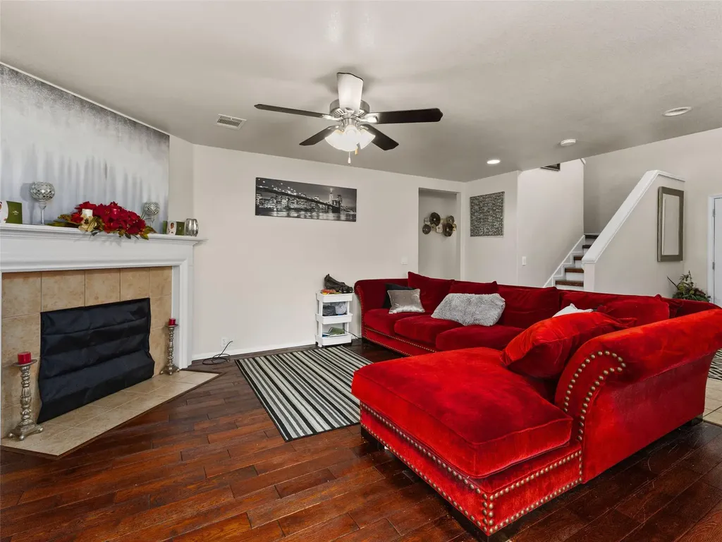 348 King Elder Lane Leander TX 78641