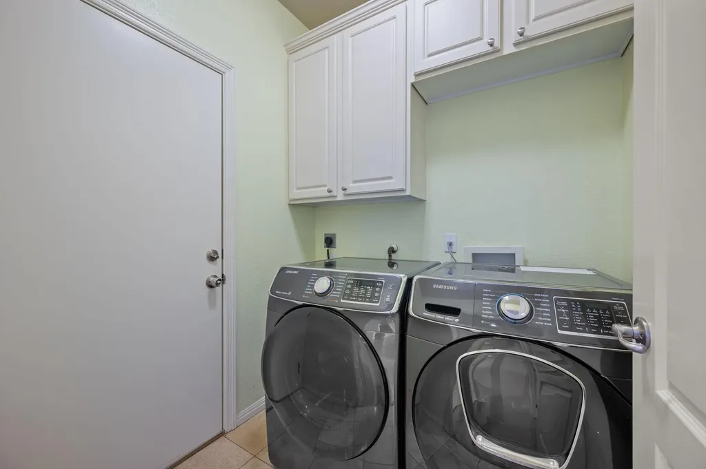 4229 Johns Light Drive Austin TX 78727