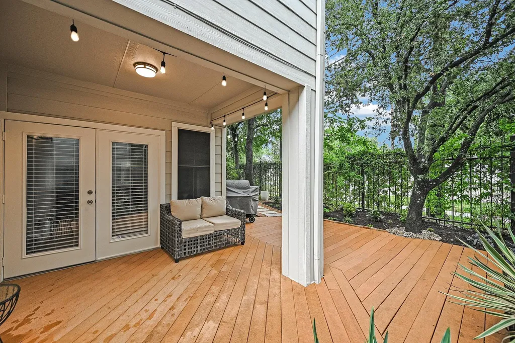 1011 Brodie Street Austin TX 78704