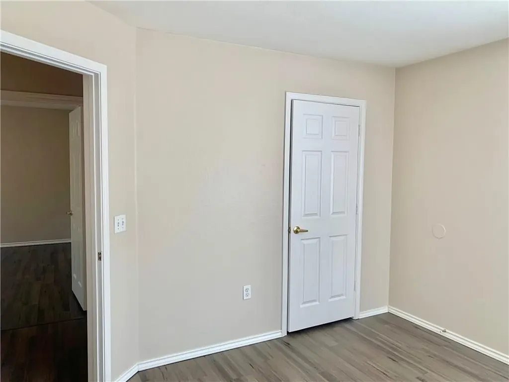 1121 Terry Drive Austin TX 78721