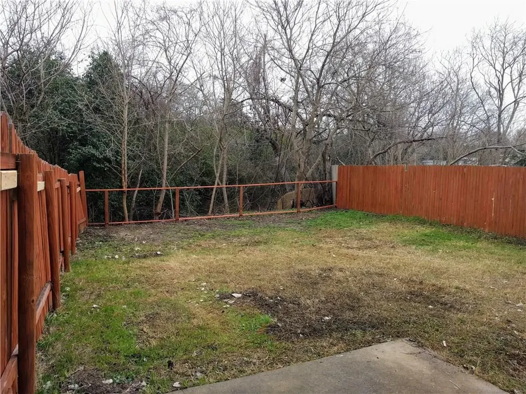 1121 Terry Drive Austin TX 78721