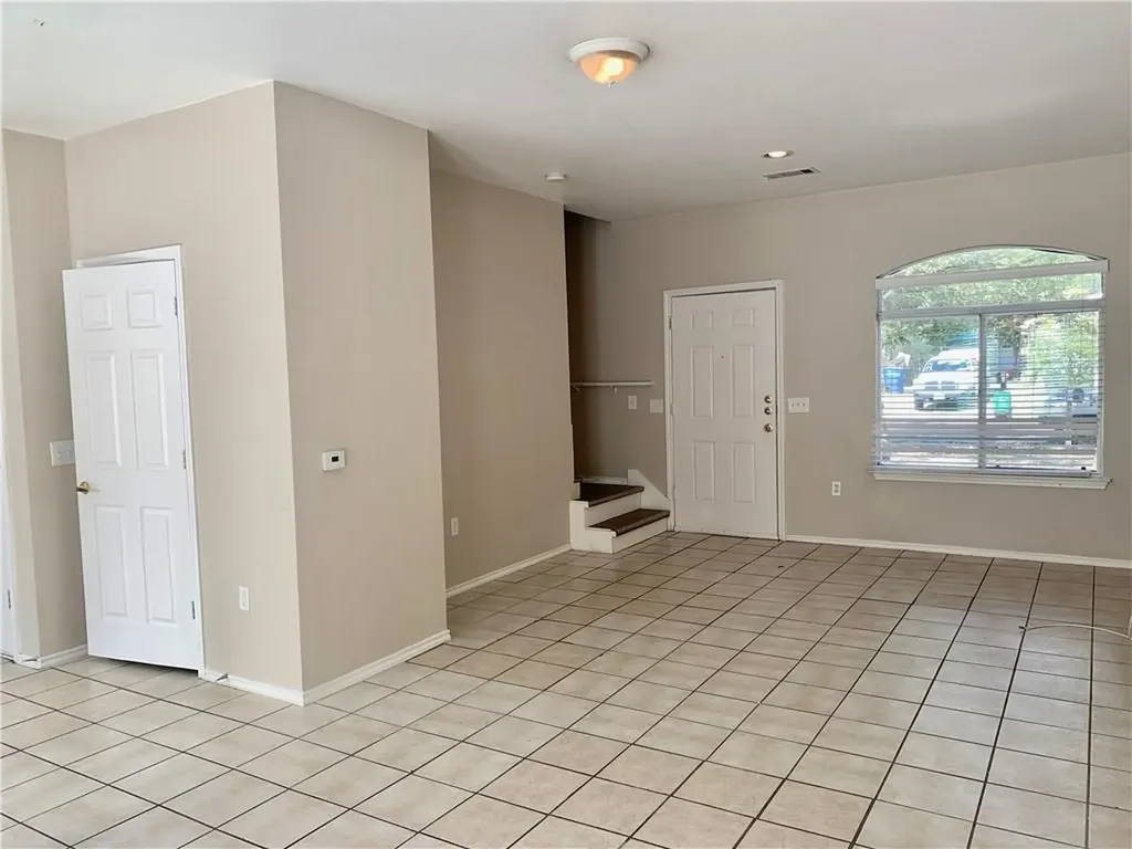 1121 Terry Drive Austin TX 78721