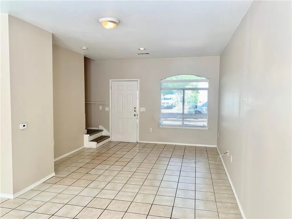 1121 Terry Drive Austin TX 78721